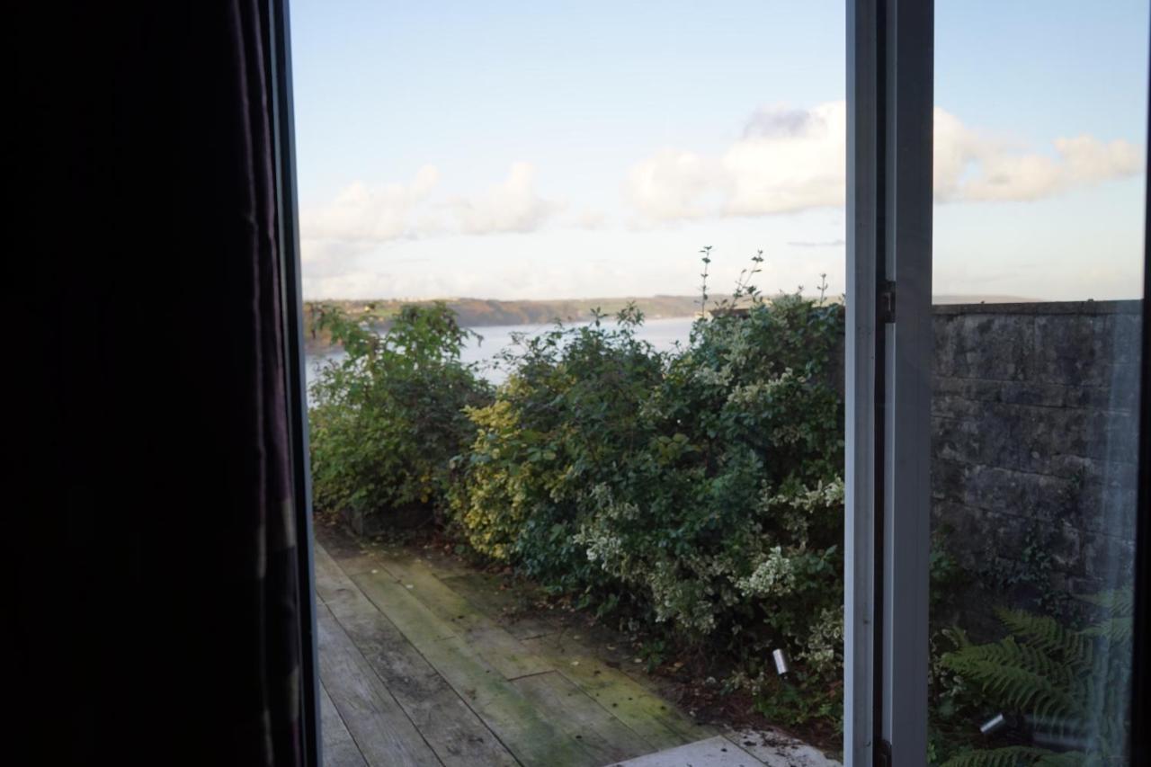 Beach House With Sea Views Over Saundersfoot Bay Екстер'єр фото
