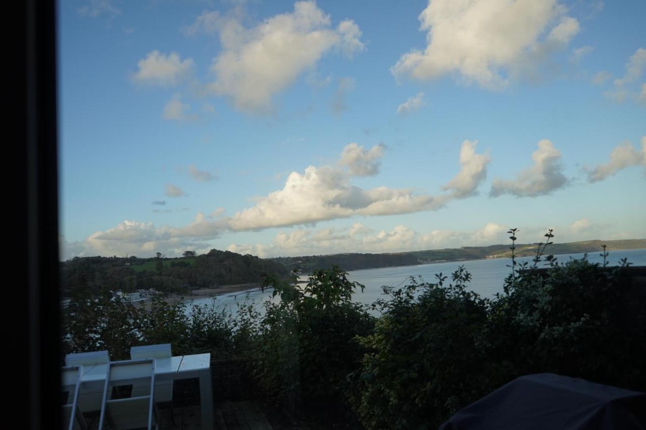 Beach House With Sea Views Over Saundersfoot Bay Екстер'єр фото